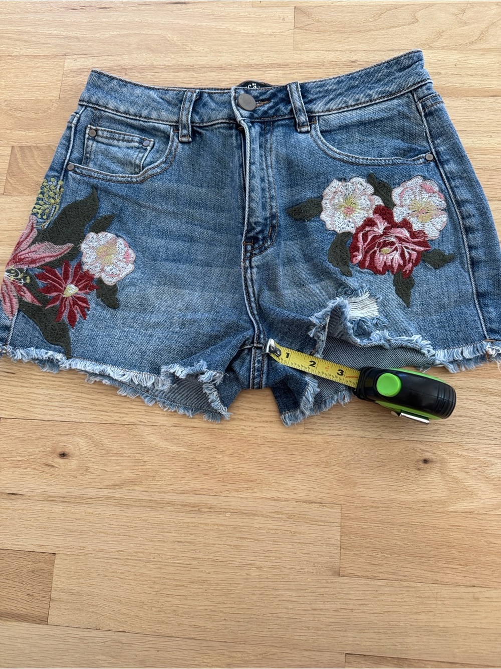 Design Lab Lord & Taylor Denim Shorts with Floral Embroidery - Blue